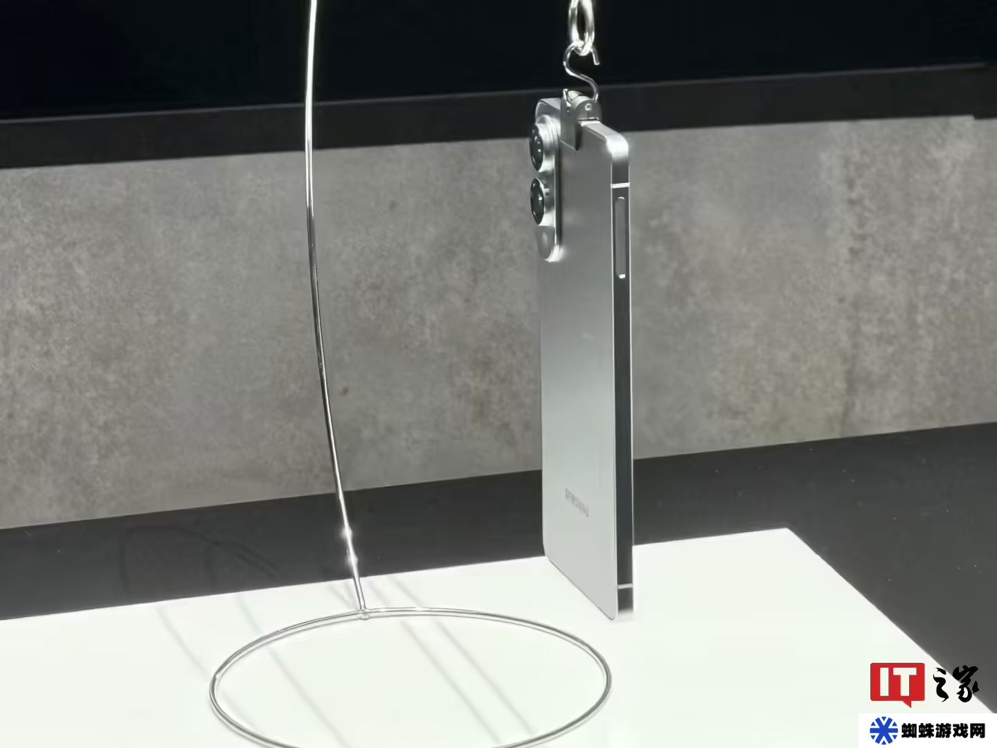或超 1200 歐元，三星 Galaxy S25 Edge 歐洲市場(chǎng)定價(jià)及配色曝光